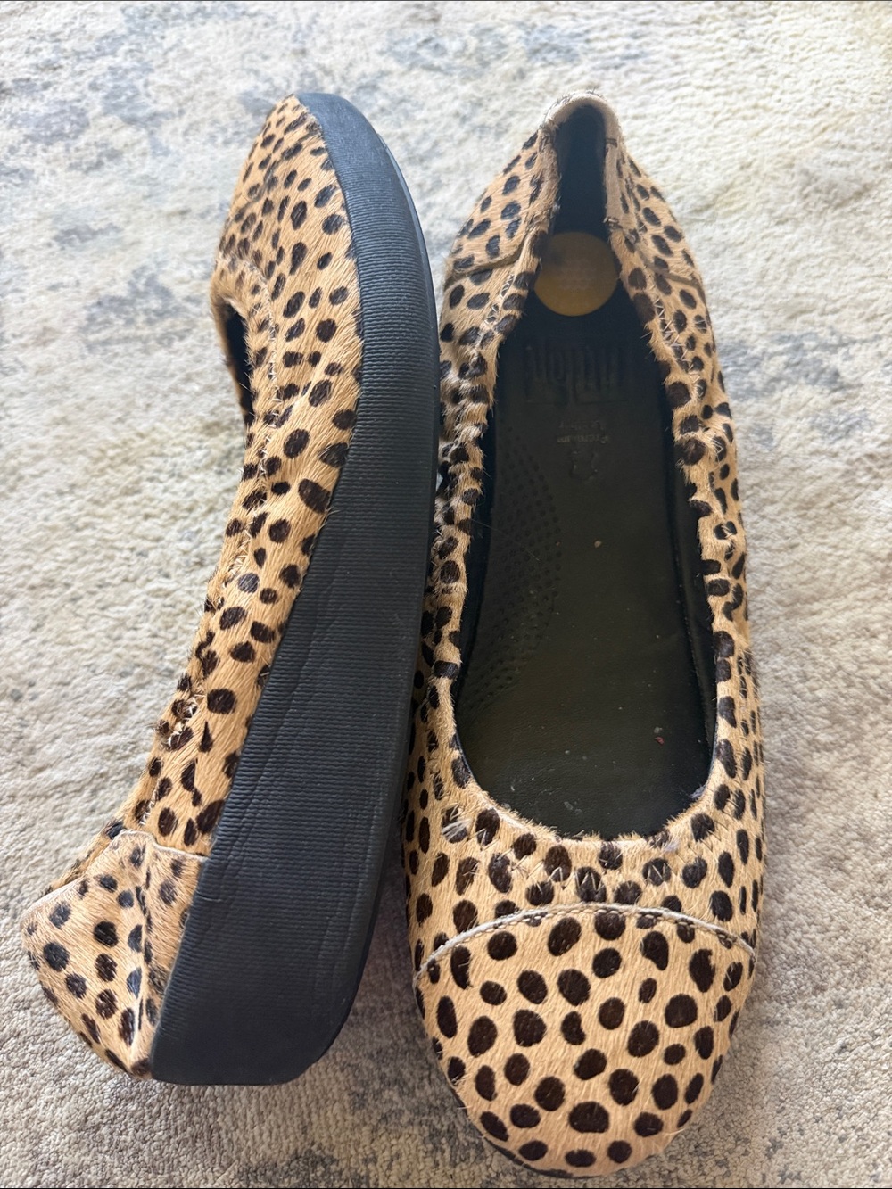 FIT FLOP Leopard Print Women's Ballet Flats - Tan and Black Sz 8 EU 39 - Picture 3 of 7